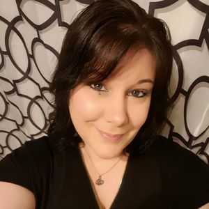 Meet your Posher, Carrie